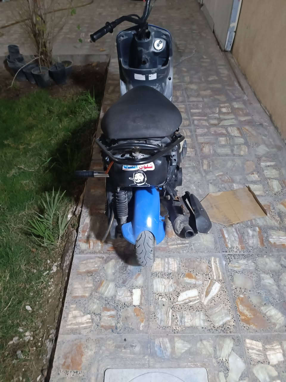 انا بالمكرمه دراجه للبيع سعرها ب 500 وبيها مجال السلف مالتها مو شغال 49 مبدله بدله بس والفات. *********** هذا رقمي
