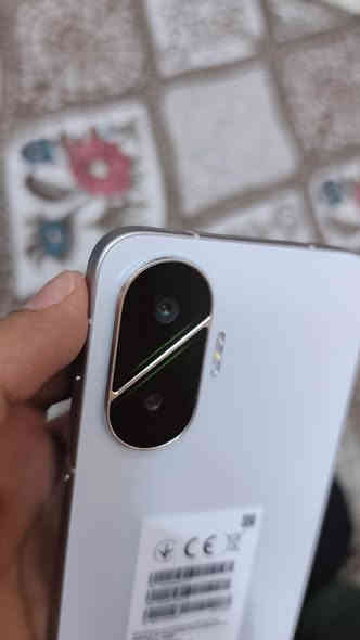 السلام عليكم بوكو f7 ذاكره 256 جديد صارله 10ايام استعمال بطاريه 100 عدد دورات الشحن 20 غراضه كامله
مكاني حله محاويل ***********
السعر 450وبي مجال .
