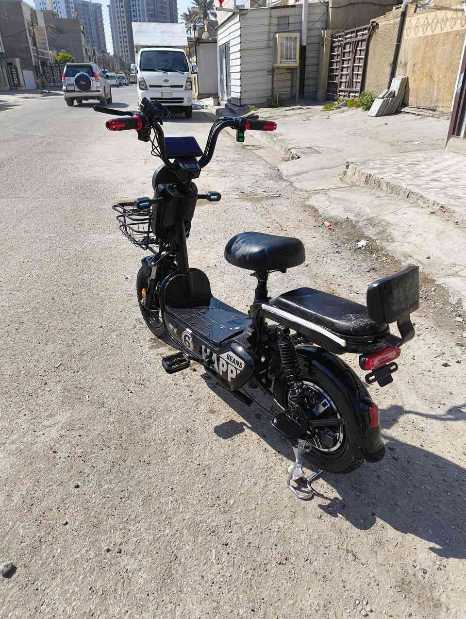 دراجه شحن للبيع دراجه استعمال اسبوع الله شاهد بس ضاعت مفاتيحها وتركتها صار 3 اشهر هسه غسلتها وصورتها الدراجه جديده شخط واحد ما بيها نقصها فقط اسويج لا اكثر ولا اقل تاخذها من باب بيتي والله اخذتها ب290 الف هسه رايدها ب140 نقصها سويج وسعرها كلش مناسب والله 140 الف
مكاني بغداد حي الاعلام شارع البداله 
***********
