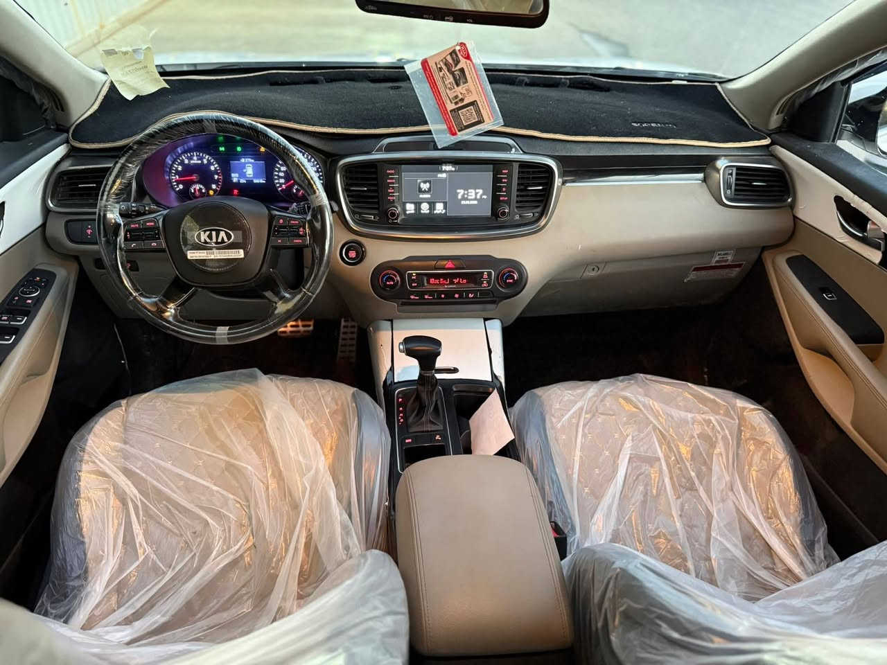 للبيع
سورنتو موديل 2020 وارد خليجي حجم محرك 6سلندر بشرط ممفتوح سيارة ماشية 58 الف كيلو حيل نضيفة سيارة فول مواصفات ماعدة بانوراما
بصمة تشغيل
كشنات كهرب
لايت زنون
ويل كب كروم
شاشة كاميرة مري شفط  صندوك شفط
7راكب تبريد ثلج سيارة حيل نضيفة مصبوغة عام بدون دواخل سبب الصبغ واكع عليها سقيفة بدون دواخل مكان السيارة موصل السعر 155 وبيها مجال  شراي تعال خاص


**إذا كنت صاحب هذا الإعلان وتريد حذفه لأي سبب، رجاءا أرسل رسالة إلى الدعم الفني**