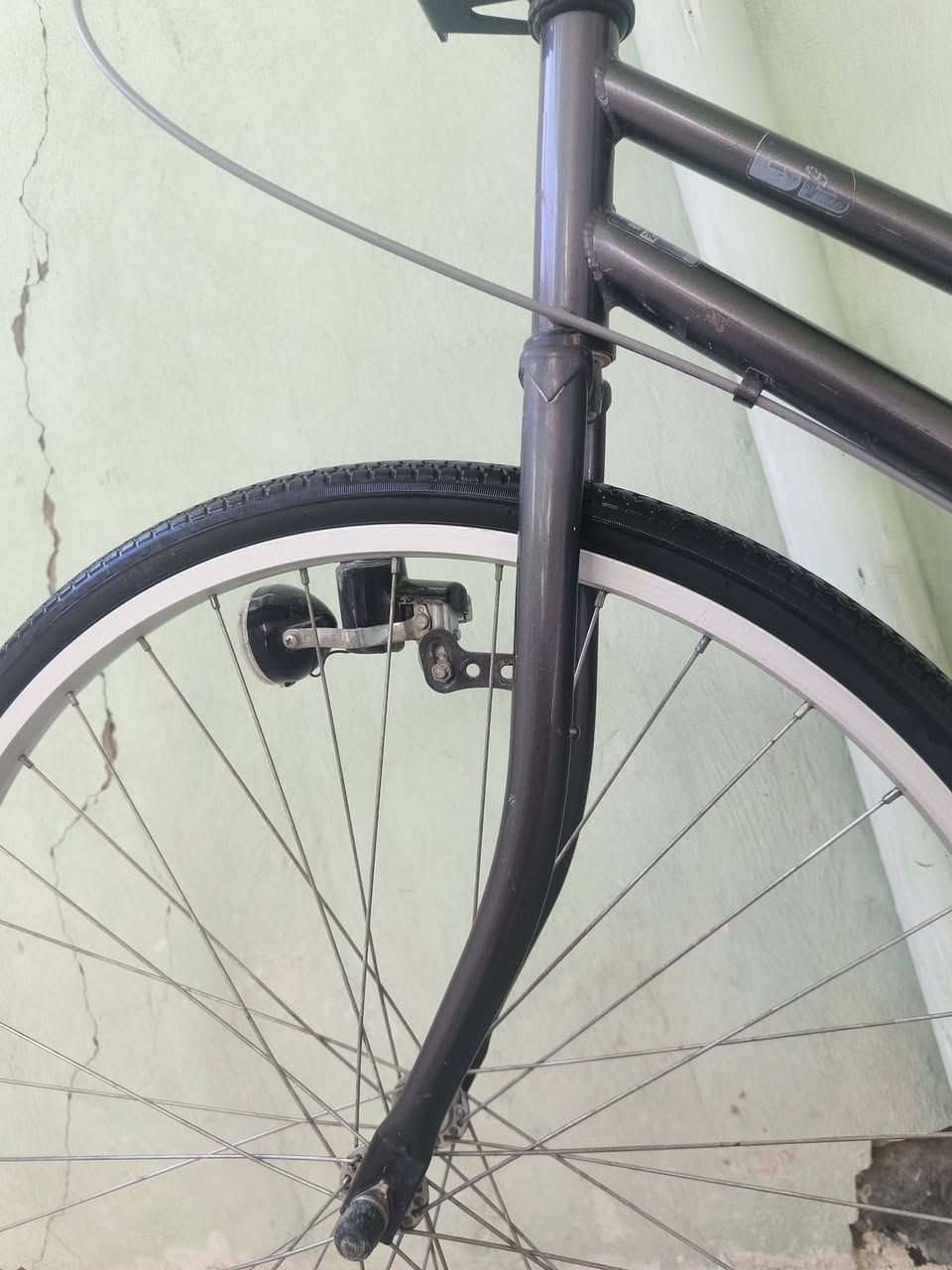 السلام عليكم
باسكل للبيع 
المكان حي النداء عامود 54
النظافة 100/95 
النواقص : 1- ضب للخزينة (تكلف 3000) 
2- الزنجيل مزنجر (يكدر يمشيك 3اشهر ويكلف 4000-5000) 
3-تنظيف 
إذا تريد ابيعلك كماليات : 1-فسفورة10 ومسطرة23 سيم مال ويل ب 5000 يسون ويل وجهين أو انته بعد شلون ترتبه
2- طيارة ورة ب3000
3- طيارة كدام ب5000
4- حديدة تثبيت مال جاملغ قوية (مدري شسمه) ب2000
5-زنجيل مزنجر ب1500
6- يده بريك كدام بدون قاعده هو وسيمهة ب1000
السعر ب 135 (وبيه مجال قليل ) ويه هذني فقط 
يجي ويه الباسكل البنز ماله البلادي لان جايب ابداله بنز أبو 8الف وجاملغاته والبريك الأمامي 
وإذا تريد المذكورات كلهن ب150
ملاحظه : 1- بس تشتري اني غير مسؤول عن أي شي 
2- انته تجي وليس أنا 
3- إذا مو شراي كلي وعادي ابقة اتواصل وياك 
4- دز طلب صداقه علمود نتفاهم


**إذا كنت صاحب هذا الإعلان وتريد حذفه لأي سبب، رجاءا أرسل رسالة إلى الدعم الفني**