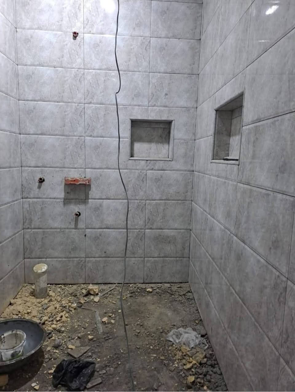 السلام عليكم ورحمة الله وبركاتة هاذه شغل أيدي استلام مهندس ***********   ***********
