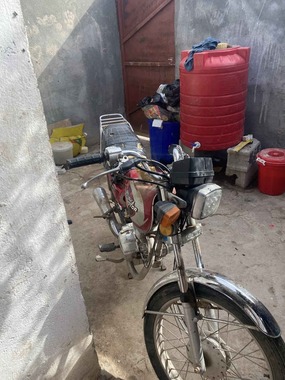 السلام عليكم اخوتي دراجه أيراني شلامجه مكاني بصرة الجزيره الدراجه نضيفه كلش وحلوه رقمي ***********
