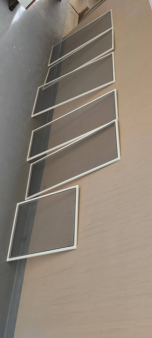 السلام عليكم اخوان مستعدون لعمل الكتائب وعمل اقفال القاصه وعمل نقاط إضافية ويوجد أشكال جديدة من الكتائب اخوكم ابو حسين  الحدادساكن يمكم بسمايه وهذا رقمي***********  علمن اسعاري مناسب جدا جو السوك والحديد كل تركي ويوجد مانع الذباب واتساب ماسنجر انشالله أكون في خدمة أهلنا بسمايه
