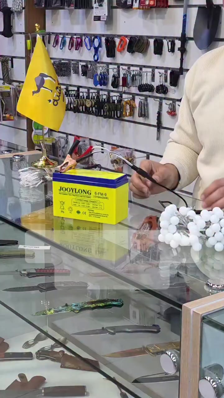 بطارية ينطيك 9 امبيرات 😱 انسي المولدة و قابلة للشحن😱🔥 

تابعو الفديو 🔥🔥

قابله للشحن 🔥

عنوان كركوك شارع جمهوريه مودا مول مقابيل سمرقند 🏢 ***********بي واتساب 

#كركوك #بطارية #اكسبلور_فولو #fyp #جامعه_كركوك
