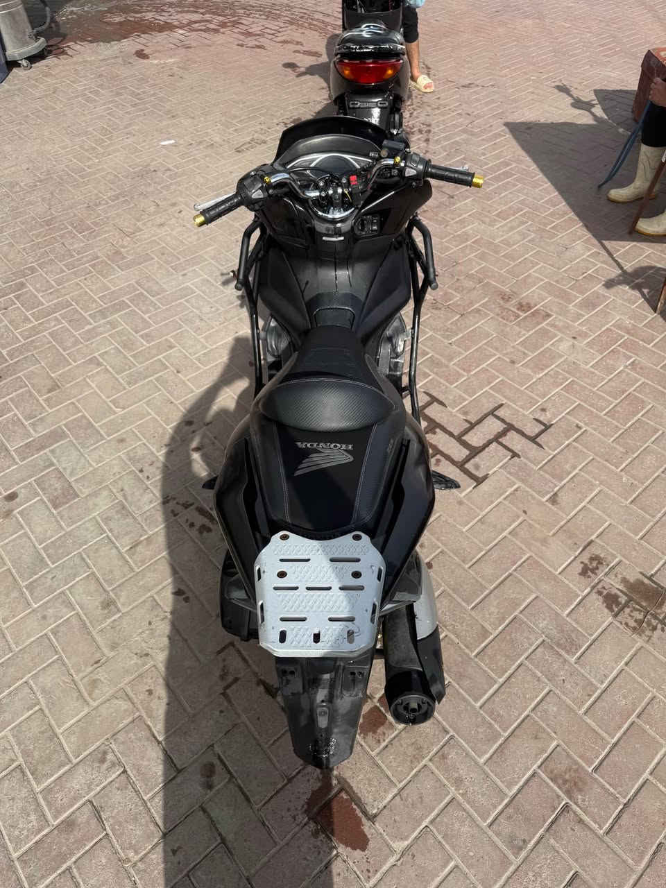 دراجه pcx جيل ثالث بصمه موديل 2018 مكفوله كفاله عامه وياهه بس بصمه وحده اوراقه فقط مكاتبه ومنفيس ماشيه 21 الف 
مكاني بغداد اعظميه *********** Colombo, Sri Lanka
