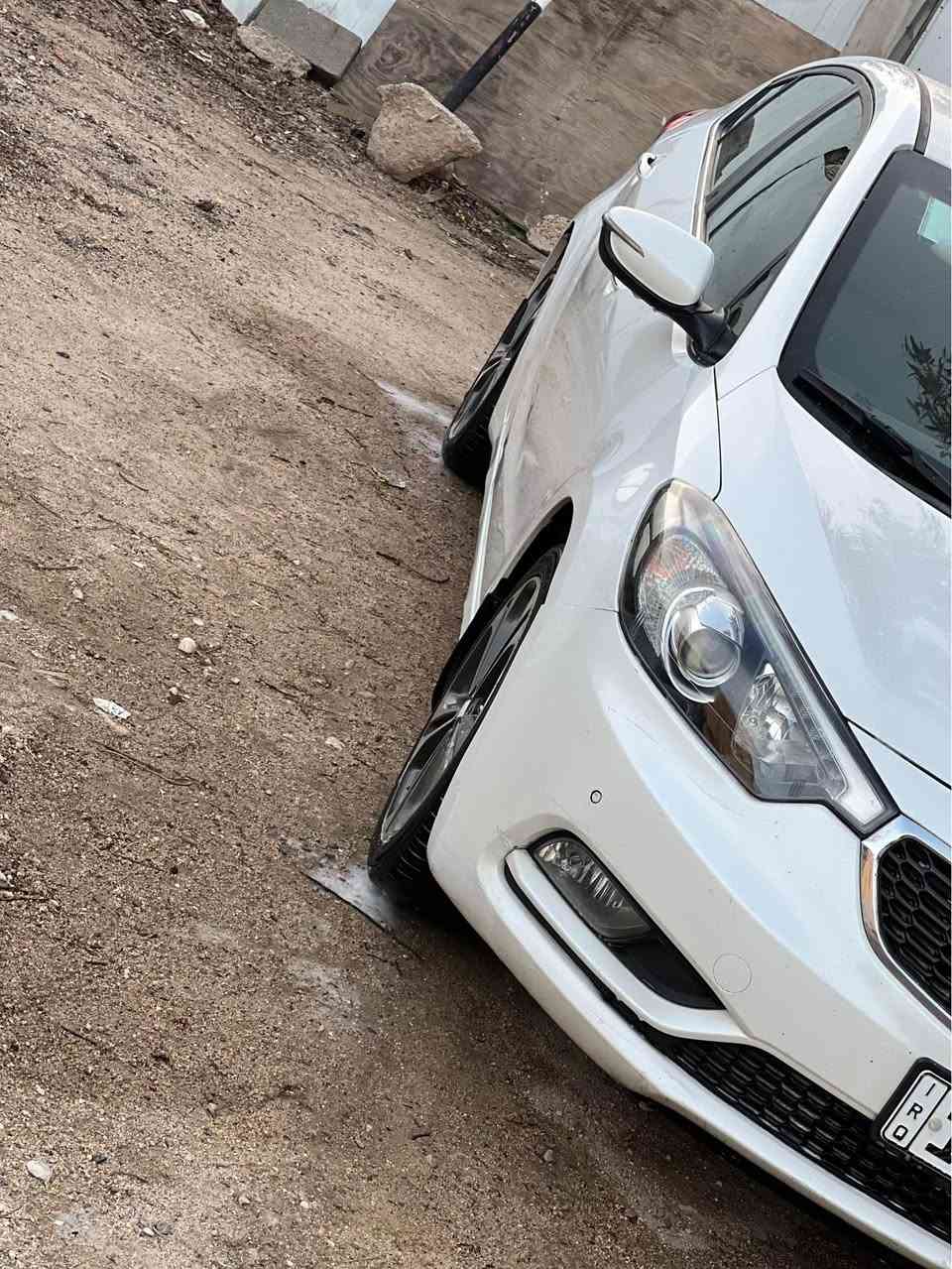 ‏كيا سيرات 2014 كفالة عامة فول توم تاير حدادة كله جديد حساسات عمامي خلفي رقم بصره السعر 132 رقم الهاتف *********** البصرة, العراق
