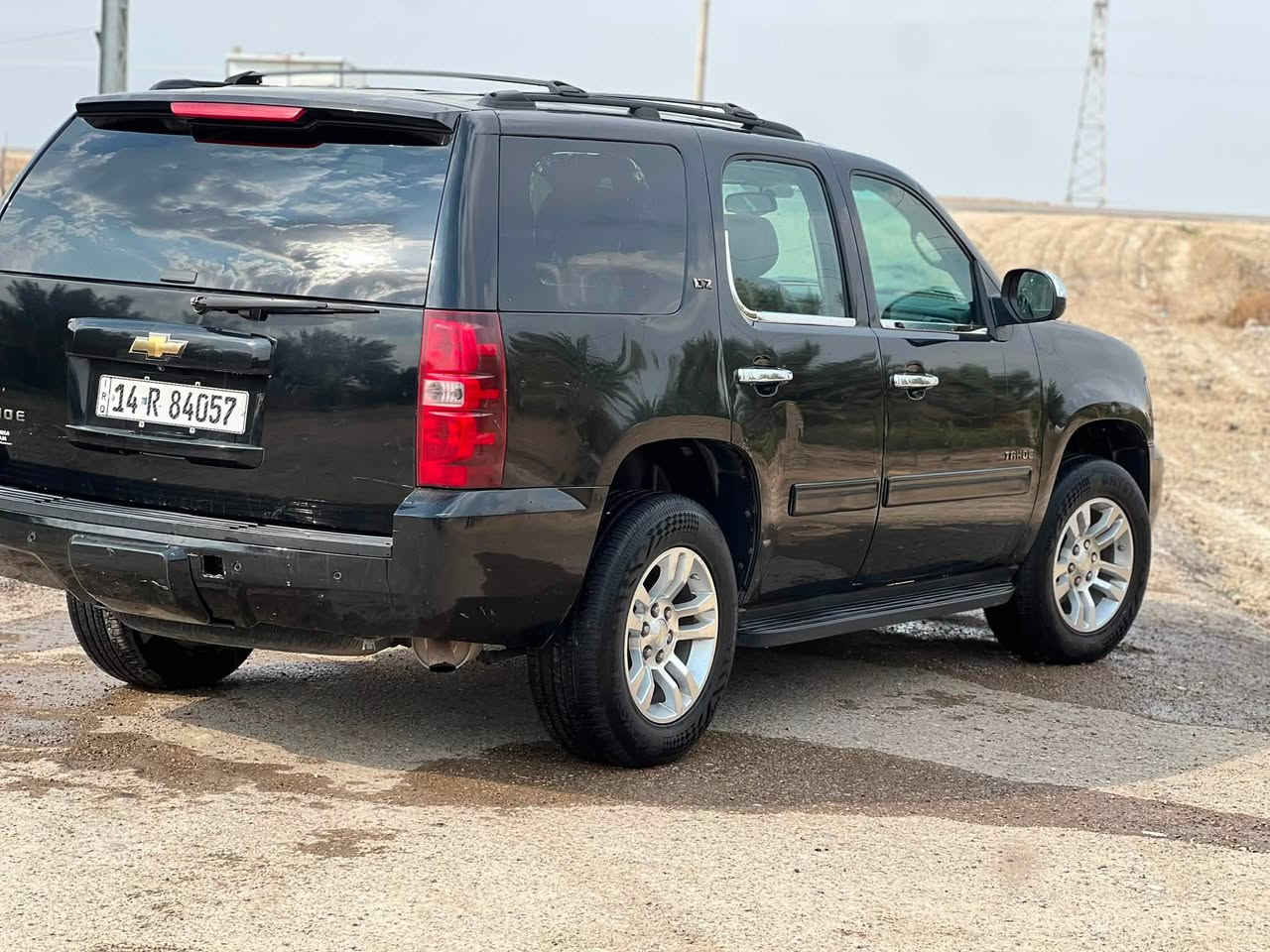 السلام عليكم
تاهو البيع موديل 2008 نوع LTZ فول مواصفات عده الفتحه كفاله عامه من الضربه و الصبغ و الكص  الرقم بصره 
الدواخل جلد لون اسود 
تشغيل عن بعد 
 للاستفسار تصال على الرقم (***********)
السعر 190وبيه مجال حق الجيه 
المكان ذي قار
