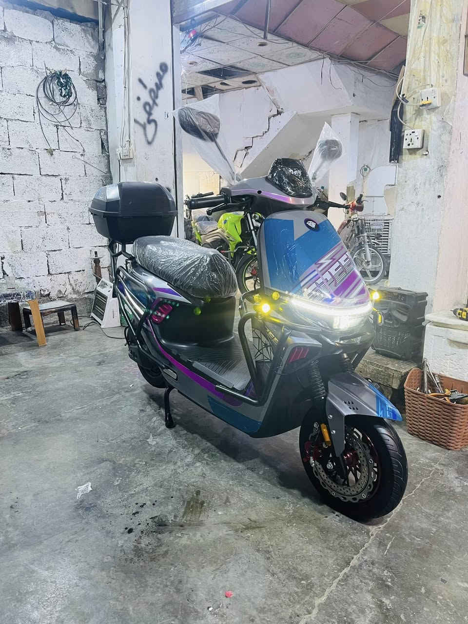 دراجه شحن نوع ماسه نحله موديل2025 دراجه اخت الجديده استخدام اقل الشهر ع فحص والضمان السعر(600) وبي مجال ***********
