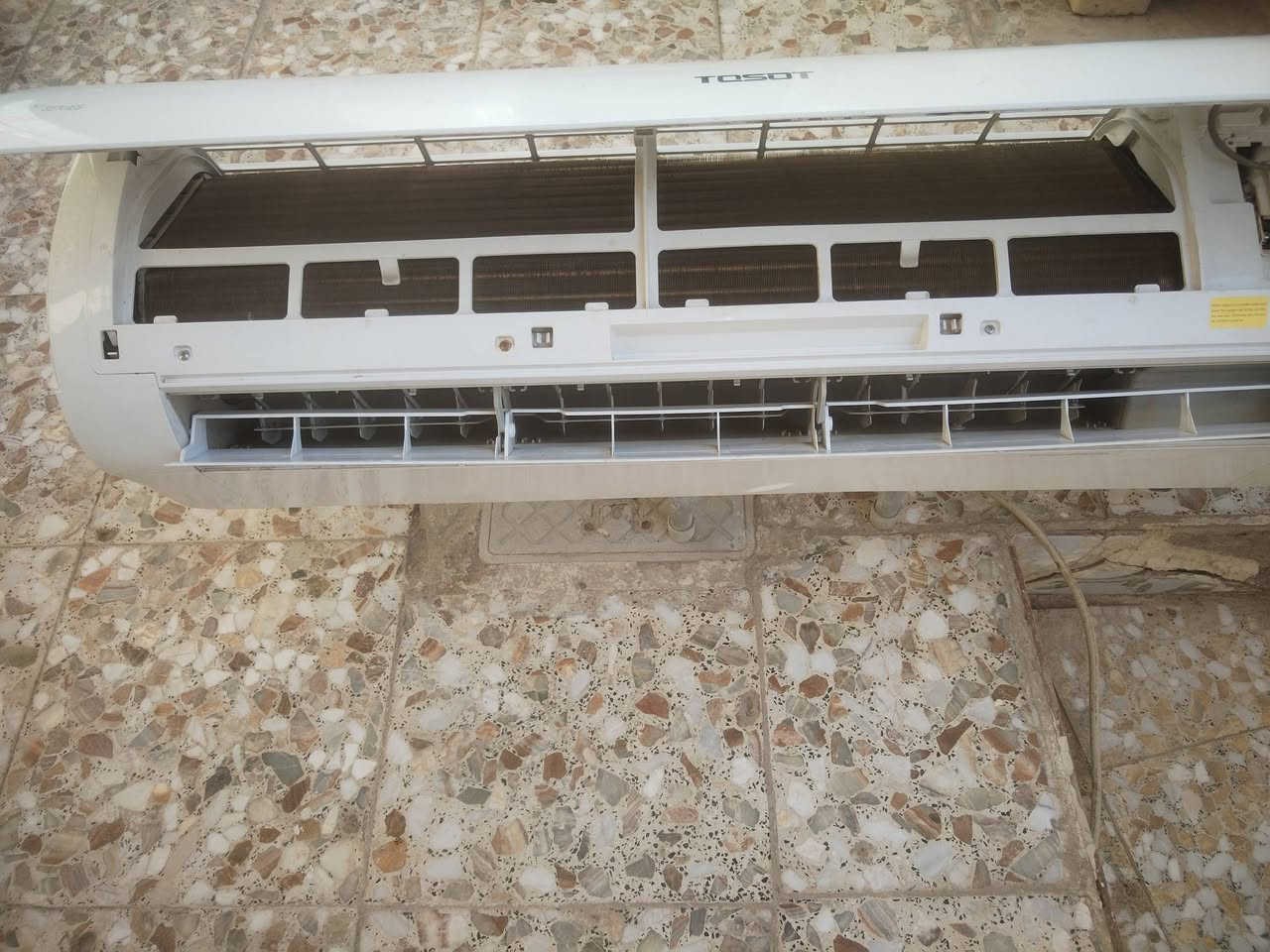 للبيع قطعه داخليه سبلت توسوت نضيفه المكان القاسم ***********
