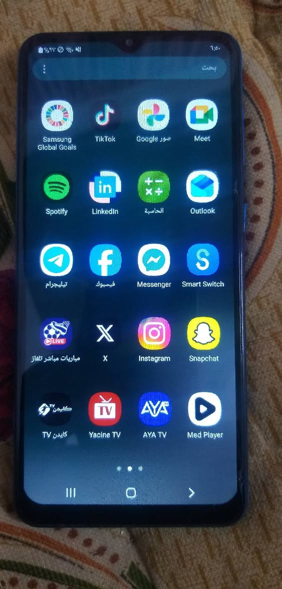 موبايل A12 سعره ١٠٠ بيه مجال ***********
