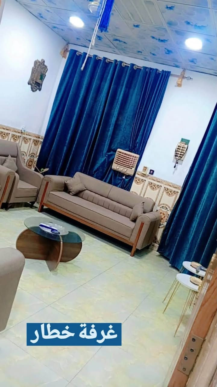 بيت زراعي قرار 117 المساحه 160 
واجهة 8 
نزال 20
غرفتين نوم صاله استقبال كراج سيارة 
بناء 2020 
 صحيات عدد 2 مع حمام 
بيت جديد
 خط  مولد وانترنيت
السعر 45 وبي مجال بسيط 
اي استفسار الاتصال على رقم الهاتف 
***********
