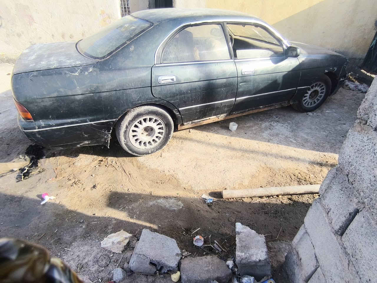 سياره بطه متصل للبيع مكفولة من الكصه ونقل جثه سعر 23 وبيه مجال مكاني البصرة كرمه علي الشراي يتصل ***********
