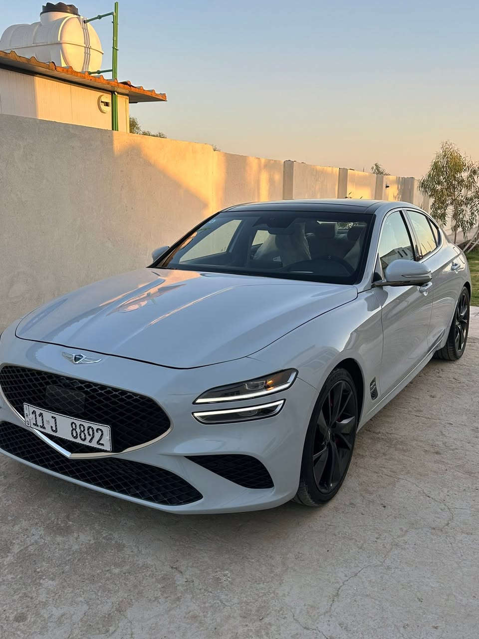 ما شاء الله تبارك الرحمن🔥🔥

‏‎
🛑Genesis G70 
‏‎الموديل: 2022
‏‎سعة المحرك :3.300 twin turbo 
‏‎اللون الخارجي : سموك
‏‎اللون الداخلي : اوف وايت 
‏‎امريكي / وارد : حادثها موضح بالصوره 
دفع رباعي 
‏‎السيارة رقم بغداد باسمي  
‏‎المواصفات:
‏‎هاند بريك إلكتروني + AUTO-HOLD
‏‎تشغيل بصمة ودخول الذكي
‏‎القيادة ذاتية
‏‎مثب السرعة الذكي
‏‎النقطة العمياء
اربع كامرات 
فتحه بانوراما 
‏‎رادار لمنع التصادم امامي وخلفي وتنبيه بالستيرن)
‏(sport+ SPORT,ECO,ECONOMY ) وضعيات القيادة
‏‎شاشة تعمل مع نظام أبل كارد بلاي واندرويد
‏‎
 تسخين تبريد مقاعد.بريكات بريمبو. السياره فول للأخير برستيج 

حاله السياره : السياره جاهزه من كلشي بدون نقص 
ممشا السياره :40 الف ميل 
السعر253
الرقم ***********
