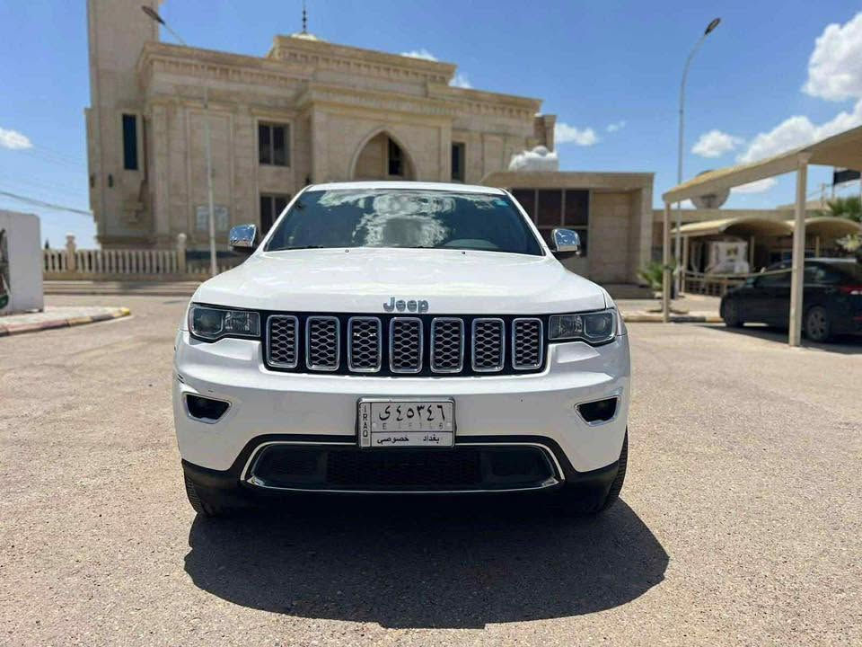 السلام عليكم جيب كراند شيروكي لمتد 21 فول حادث بالصور جاملغ نفسه معدل مصبوغ بنيد مبدل ايرباك دركة ودشبول ماشية 39 ميل قابل للزيادة موصفاته معروفه ميحتاج اذكر مبيه حادث بالعراق السعر 230 وبي مجال ماقصر ويه الشراي ***********مكان سيارة سيدية
