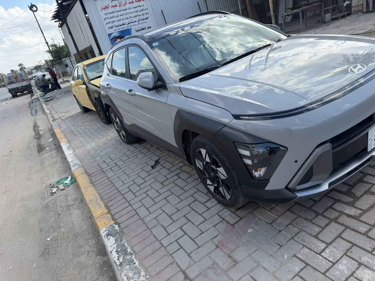 السلام وعليكم
كونا 2025 هايبرد 
حادثه باب السايق وجاملغ بدون دواخل صبغ نفسهن لقطع وشبرين بلبنيد 
مواصفات سياره 
بانوراما 
بصمه 
كير تعليك 
رادرات وحساسات 6
اوتو هولد 
ماشيه 10 الف كم 
السعر 175 ورقه وبيه مجال 
مكاني بغداد الدوره الميكانيك 
هـ***********
