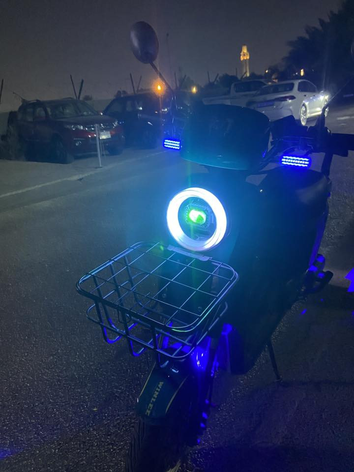 R9 للبيع 
موديل 2026
خمس بطاريات كبار ويلني 32 أمبير
بيه نظام p ونظام R 
تمشي 109

حقيقي 70
تمشيك 30 إلى 35 كيلو بشحنه الوحده
السعر 550 الف وبيه مجال
المكان/حي الجامعه بغداد
للاستفسار/*********** فقط واتساب
