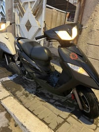 ماكس • اسود • كابريتر