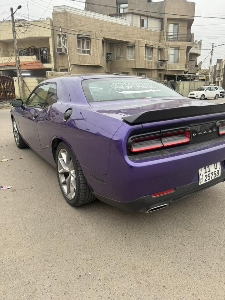 السلام عليكم
الجميلة للبيع…💜
Dodge Challenger last call 
السيارة GT 3600
الموديل 2023
اللون بنفسجي مميز 💜
تشغيل عن بعد
نظام صوت Alpine
شاشة كار بلي وسط
رادار خلفي
صدر جديد وتخم تايرات جديد 
السيارة جاهزة بدون نواقص
رقم بغداد باسمي السيارة
تحويل ثاني يوم
ماشية 32 الف فقط
حادثها جاملغ وبنيد بدون دواخل
السيارة بدون ايرباك
بيها بارد بالجاملغ الخلفي خلف السايق موضح بالصور
للتواصل *********** / 
مكانها بغداد/القاهرة
