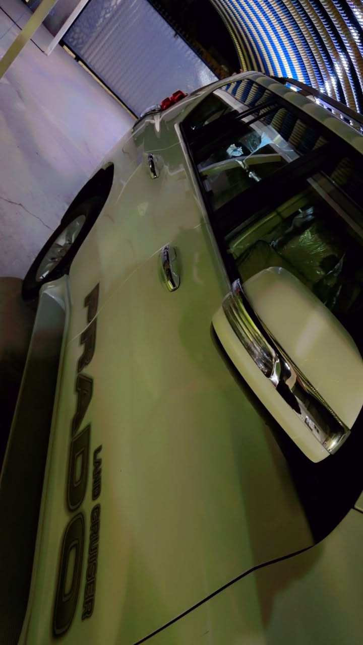 للبيع 
برادو 2011 رقم بغداد دولي كلين بدون ضرر محرك 4 سلندر غير مفتوح كير شرط 
للاتصال 
***********
صلاح الدين بيجي 
السعر 240
