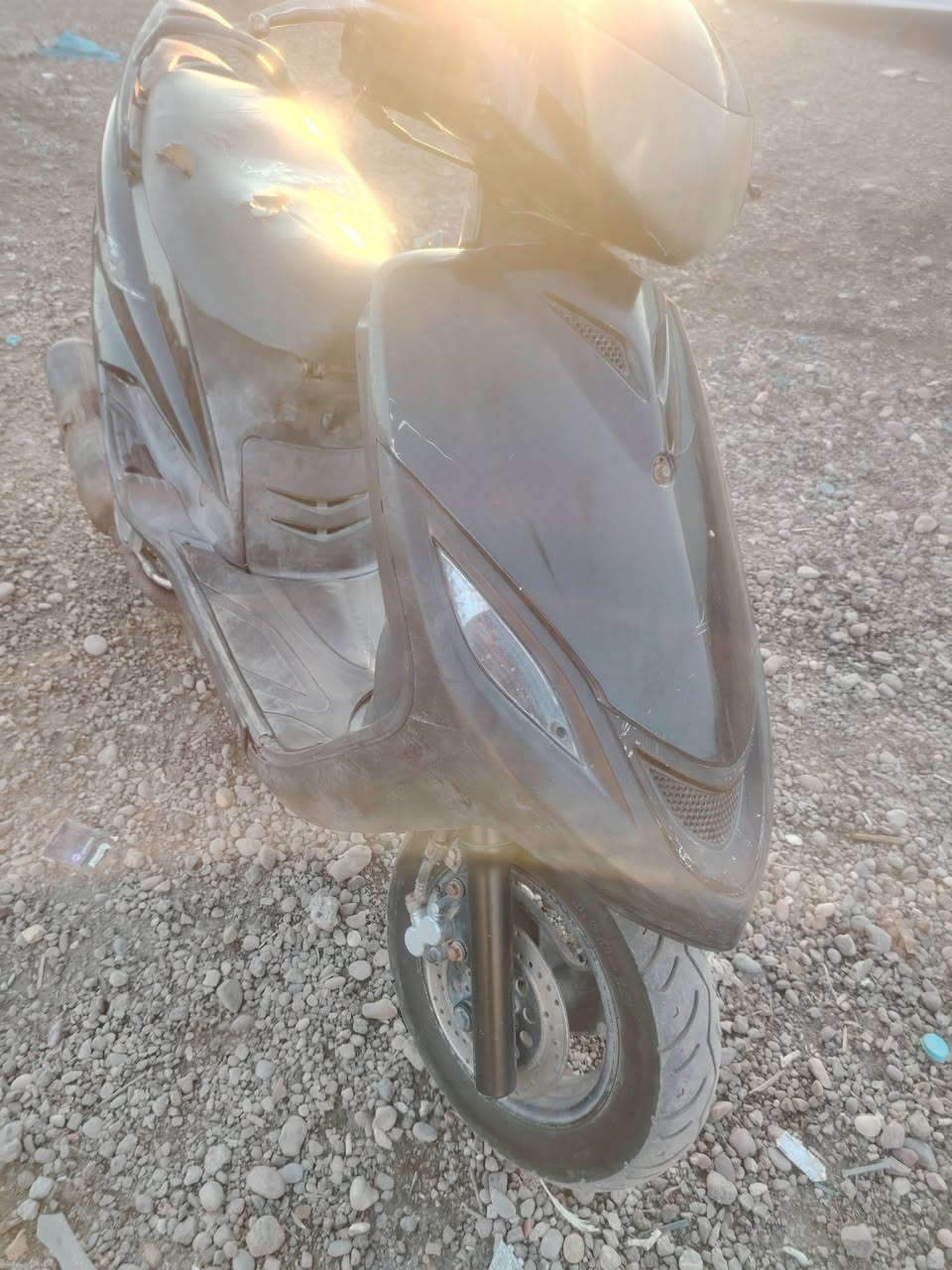 السلام عليكم
دراجه ماكس 140 للبيع دراجه كله شغاله سلف هندر كهربائيات مكينه ناعمه كفر بلادي قفل ستيرن قفل جنطه قفل جكمجه كله شغال دراجه كيج سرعه وكيج بانزين شغال دراجه جانت قبل متروكه السعر 275 وبيه مجال للشراي بيه نقوصات بسيطه مكاني سلاميات ***********.
