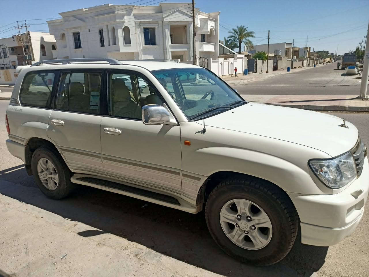 لاندكروز 7 راكب موديل 2007 انبار تبريد 3 قطع  بأسمي تحويل ثاني يوم 6 سلندر موجود بالرمادي باقي التفاصيل والاستفسار اتصال عالرقم  *********** او المراسله خاص سعر 145$
