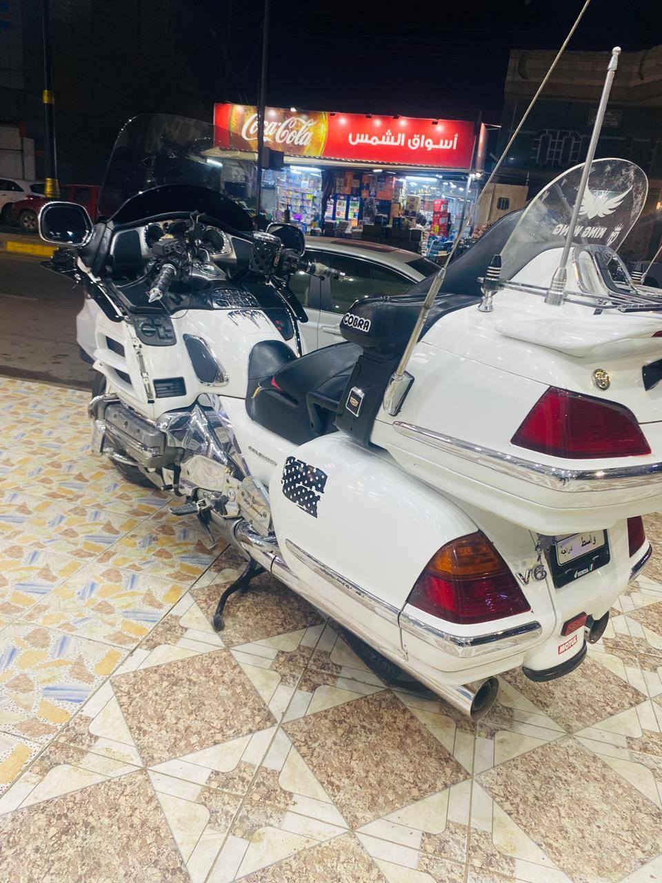 السلام عليكم كولدن للبيع 1800
مديل2005
***********
