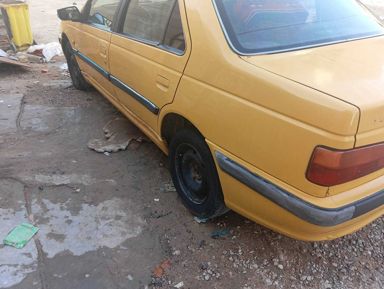 السلام عليكم بيجو بارص مديل 15 مكينه مكفوله من التبخير والتنقيص والكير بي غره ب 3 بسبب القلايج  حداده 90 ب الميه تبريد يشتغل نقص غاز فقط تايرات 60 ب الميه نقص السياره  شوته  وادامه بلك ونوزل  مكاني بصره تنومه   سعر 36 وبي مجال بسيط رقمي ***********
