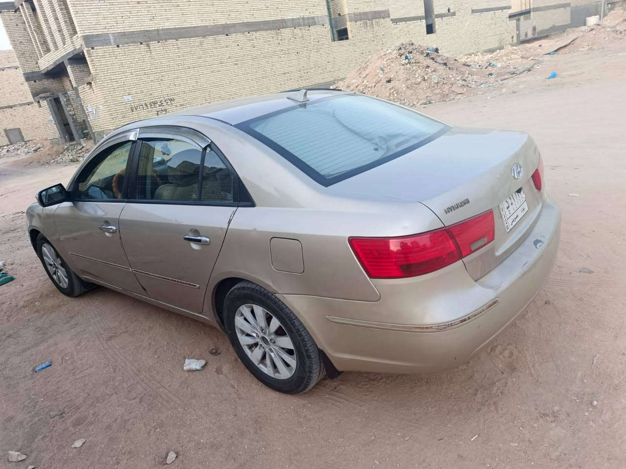 سوناتا ٢٠١٠ مكينة ٢٤٠٠ حادثها چاملغ جهة السايق وبنيد داخل بيجي وعسلي ارضية جلد تخم تاير جديد مكينة وگير وحدادية وتبريد خير من الله شاشة لگسز وكامرا خلفية السيارة جاهزة السعر ١٠٥ $ بيها مجال بسيط مكاني كربلاء
،،،،،،،،،،،،،،،،،،،،،،،،،،،،🚘🚘🚘🚘،،،،،،،،،،،،،،،،،،،،
الاتصال 📞 📞  ***********
