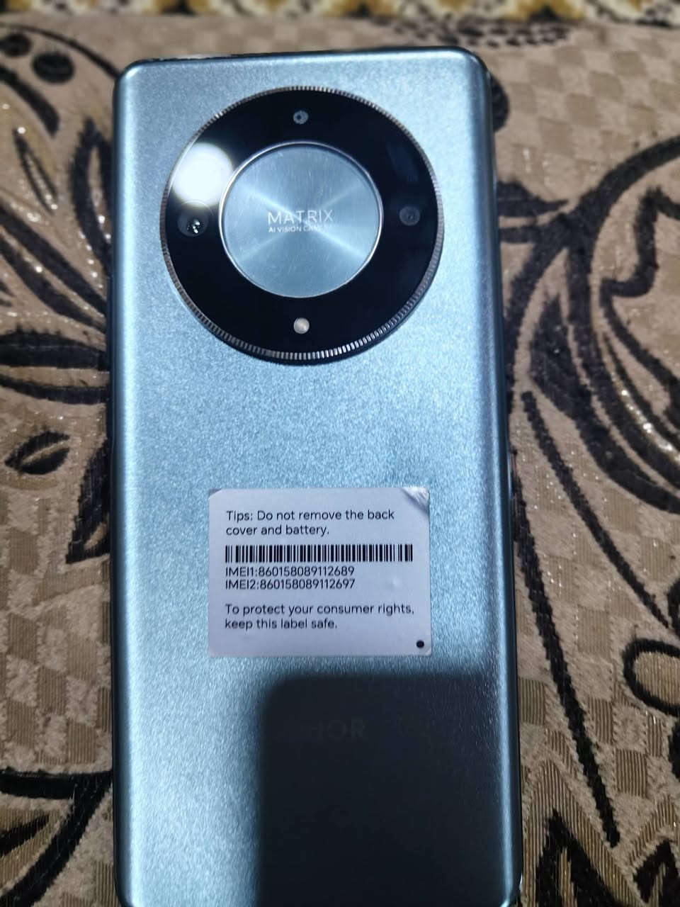 للبيع اومراوس حسب القناعه
هونر اكس 9 بي ذاكره 256 رام 12+8 
البطاريه 5800 دقه الشاشه 1200*2652 
جهاز لك 90 فريم ضمان 24 ساعه فقط الموشراي لايتصل ولايتعبني جهاز لك مقاوم للصدمات ضد الكسر سعر الجهاز 
290 وبي مجال بسيط شراي يتصل على الرقم او خاص 
*********** العنوان موصل 
*********** حي عدن 
لاتعلق تعليق سلبي رجائن
