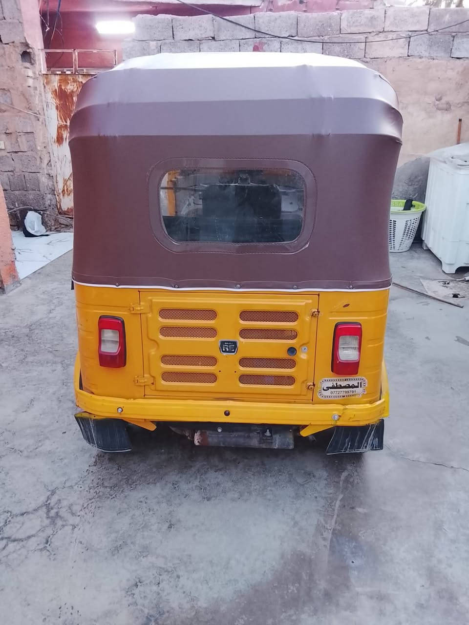 السلام عليكم تكتك جاهزه خير من الله السعر اربعه ملاين بيها مجال بصيط***********
