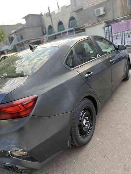 السلام عليكم
كيا فورتي
 موديل 22
رقم بغداد بسمي
ماشيه 77 ميل
لون رصاصي
محرك الفين دوش
السياره ليبل واحد حادثهه جاملغ خلفي 
صور الحادث بلمنشور
 سياره بسمي تحويل مباشر
مواصفاتهه 
اشاير مري 
رادارت اماميه 
مانع انزلاق
مود درايف
مثبت سرعه
قياده ذاتيه
تحديد مسار 
شاشه كار بلي
كامره دوران 
وتخم تاير جديد

السعر 145💲 وبيهه مجال
الهاتف ***********
مكان السياره بغداد حي العامل
