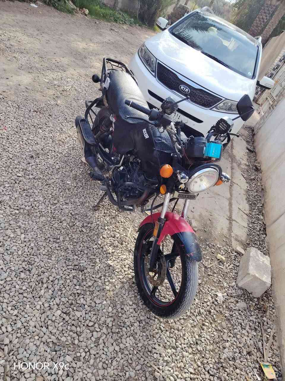 السلام عليكم دايوان ٢٢ بلادي شرط محرك ممفتوح مابي اي نقص كهربايات كلا شغالا مابي نقص سعر مليون و بي مجال حك جيه مكاني ديالى سراجق رقمي ***********
