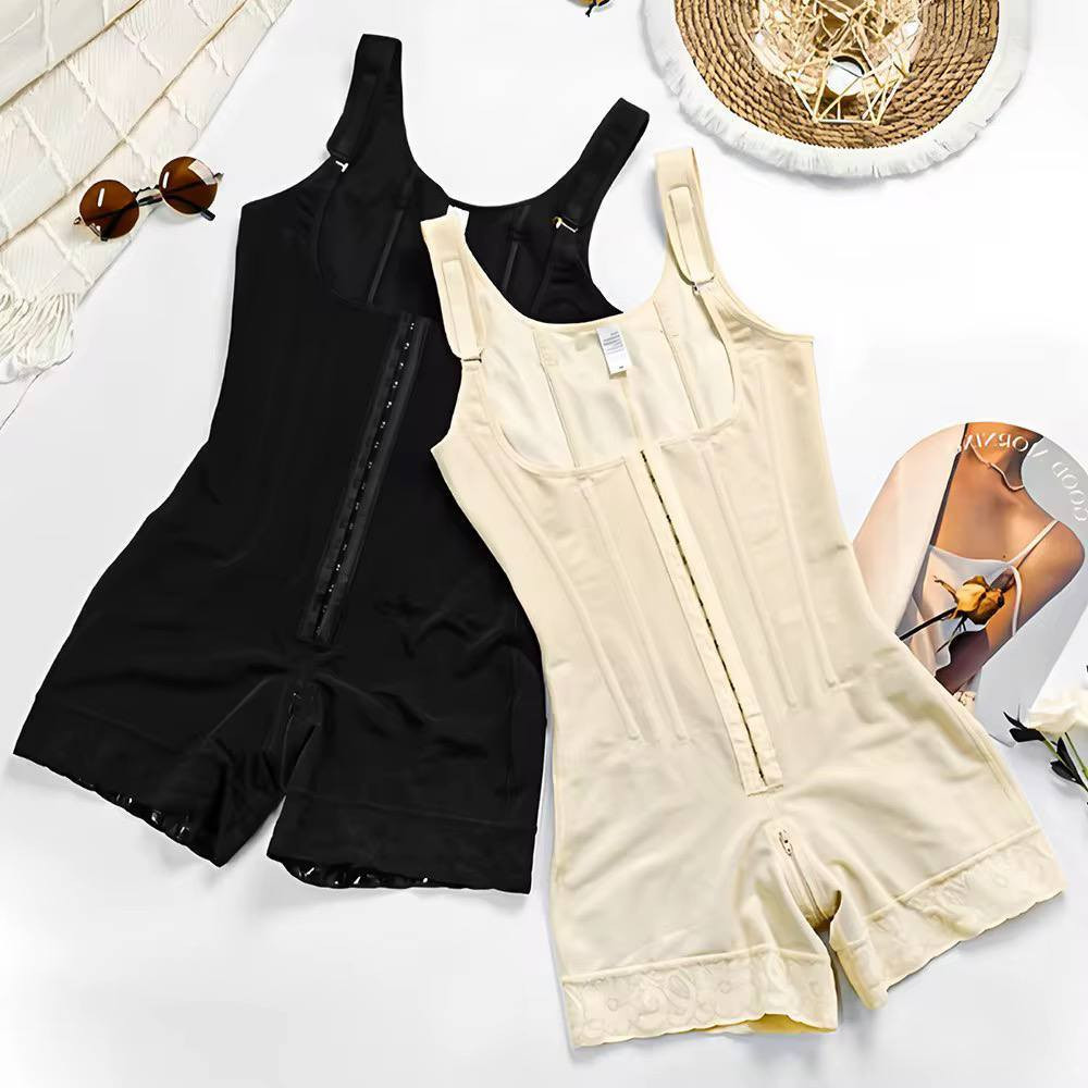 كلوفر كولمي حباسيات
الاصلي 100 ‎%‎ صنع في كولمبيا 🇨🇴
يحتوي على 8 مساند
15 خط كلبسات ثلاثية 
3 خطوط كلبسات على الاكتاف 
سحاب للراحة من الاسفل  
جميع القياسات
السعر 45 الف 
الصنع في كولمبيا 🇨🇴 وليس في الصين
التوصيل 5 الاف لجميع المحافظات
للحجز واتساب ***********
