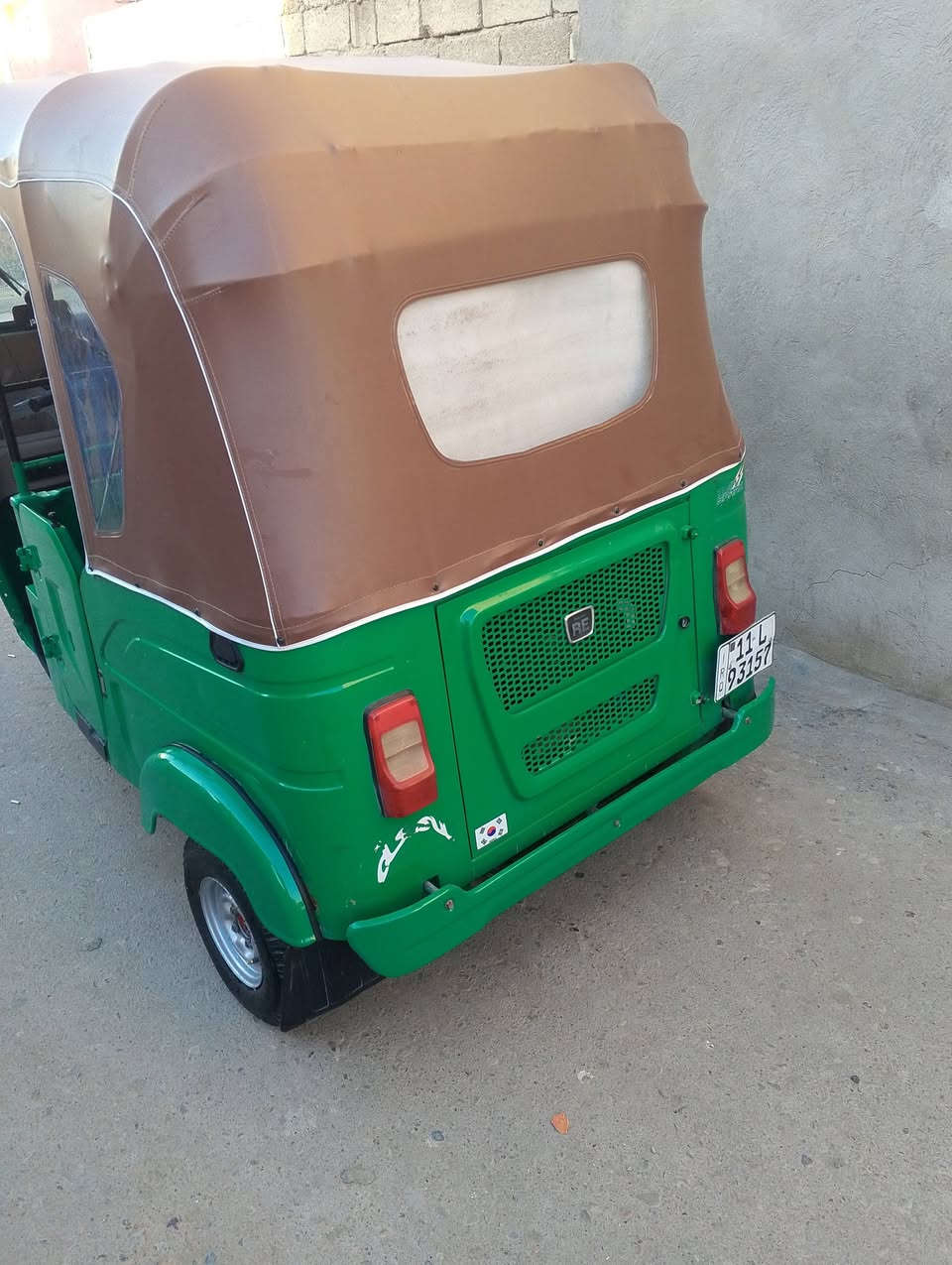 سلام عليكم شباب تكتك 22 للبيع رقم اوسنويه مكاني زعفرانيى ‏‪***********‬‏
