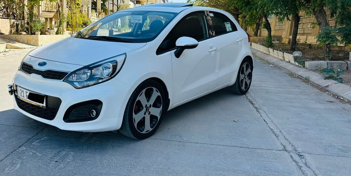 السلام عليكم عندي هذا كيا ريو موديل ٢٠١٣ مواصفات فول سياره صفر شريكه الون ابيض ثلجي بدون حادث بدون تعديل بدون مفتوح سياره فقط بي ربع باب رش بدون دواخل سنوييه و ارقام كله جديد حته ٢٠١٣ شهر الثاني محرك كير مامفتوح ابد شرط سياره تايرات حداديه امامي و خلفي جديد مابي نواقص سياره تبريد تتفيه كله شرط شغال 
سياره مال بيت كلش حلو ماشي ١٤٠ الف كم شرط فحص 
محرك كير خير من الله ياعني بس تحول سياره و خلص بدون اي نواقص سياره موجود بسليمانيه سعر بيع 100 

تخذ و تروح بس 

ره قم تليفون ***********

محرك قطر تين دوش مرغوب 

مامفتوح سياره فول مواصفات

تايرات جديد 

سلايت 

مرايه شفت 

تحكمات و مسجل غزن اغاني 

نيضام eco مال بانزين 

كشافات 

ويل كب 

دواخل جوزي 

فول فول السليمانية, العراق
