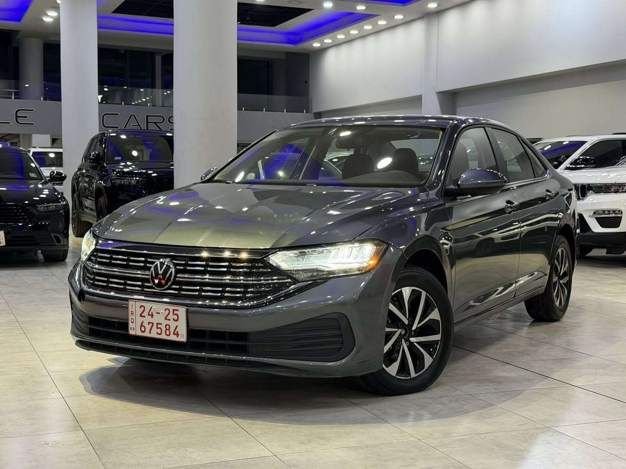 #سعر_مناسب جدا
volkswagen jetta S2023 
بصمه
شغال عن بعد
شاشه كبير
شاشه الكتروني
داخل ليد
ويل كروم و كبير 
رادار امامي و خلفي و جانبي
لايتات ليد
هندبريك بصمه
كوشنات  مخمل 
سياره بعد بي هواي مواصفات 
سيارة وارد امريكي 
بي ربع بنيد مصبوغ
العنوان دهوك
كاتي بدون ارقام
السعر ١٥٧$ورقة
للاستفسار
***********
***********
***********

