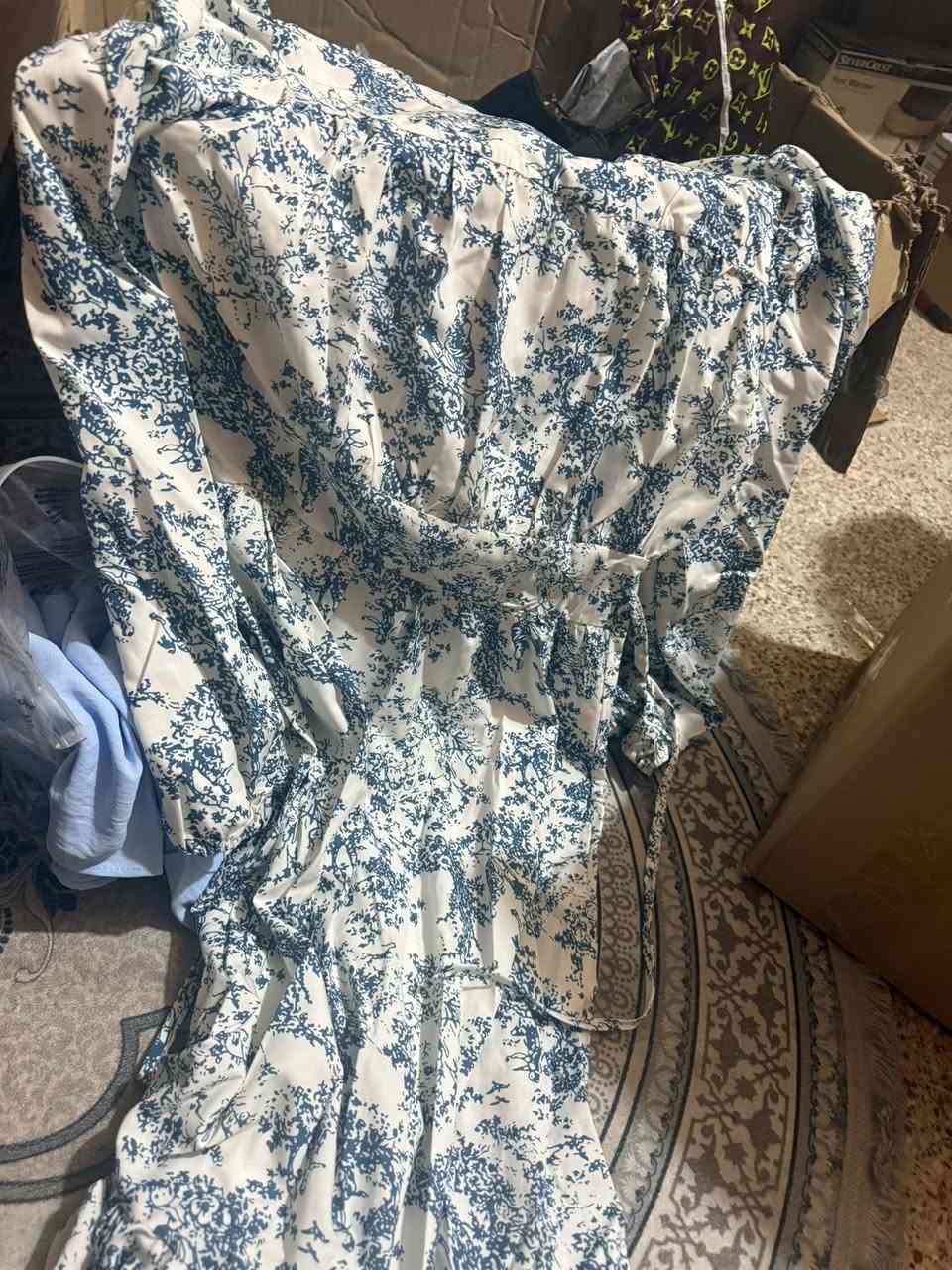 ملابس نسائيه تقريبا ١٢ قطعة او اكثر كلهن ٢٠ مع توصيل


**إذا كنت صاحب هذا الإعلان وتريد حذفه لأي سبب، رجاءا أرسل رسالة إلى الدعم الفني**