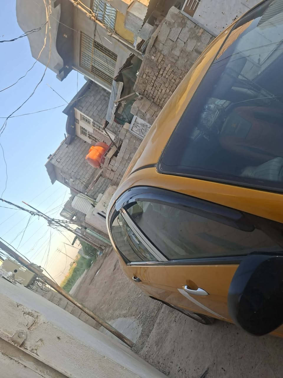السلام عليكم مكلف بل النشر اسبكترا موديل 2008كير عادي كير مكينه خير من الله والكشر شوفت عينك نضيف تبريدها شغال منقص غاز  السياره بسمنه  رقم انكليزي سنويه جديده السعر 60 وبيها مجال بصيط للستفسار *********** غير متواجد عل الفيس
