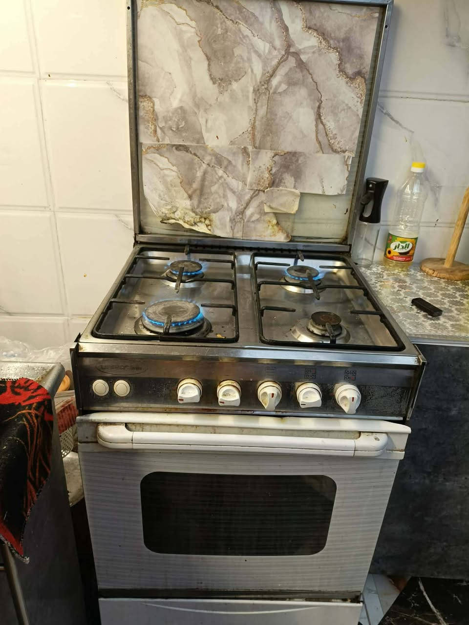 طباخ شغال شرط على فحص بس يحتاجه تنضيف. 55بغداد 
العنده أغراض غرفه نوم انشرهن وعلبيع إلي نسبه بسيطه يتفضل خاص 
تابعني ليصلك كل جديد


**إذا كنت صاحب هذا الإعلان وتريد حذفه لأي سبب، رجاءا أرسل رسالة إلى الدعم الفني**