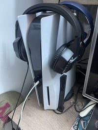 امريكي • بلايستيشن • كونسول