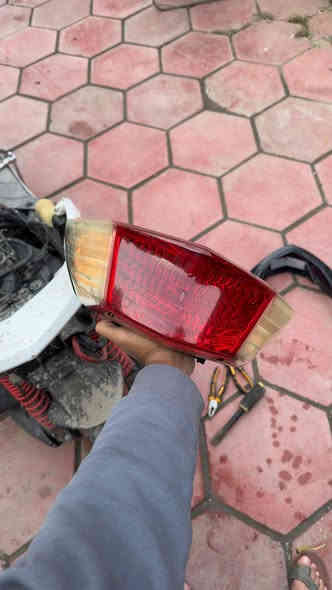 بك لايت سكنس فحل بلادي نضيف للبيع
25 الف
بالكاظمية
***********
