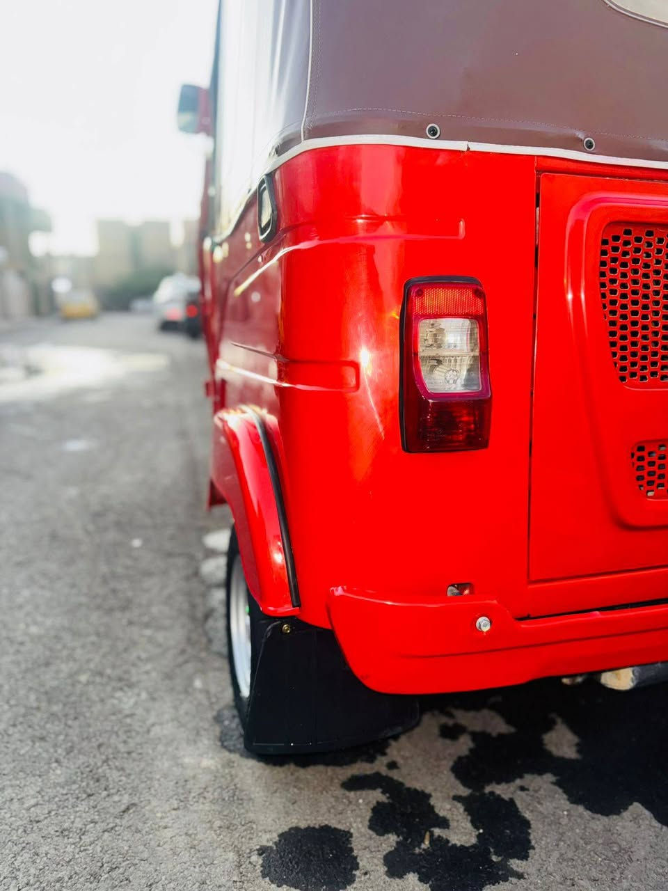 سلام عليكم شباب تكتك للبيع مديل 2022 شهر 9 رقم بسمي تحويل ثاني يوم كفاله عامه وخير من الله رقم ***********
