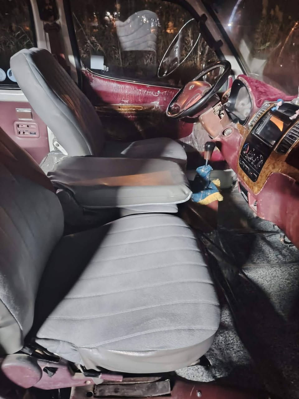 السلام عليكم فاتون الوان للبيع موديل 2015 كفاله من الصبغ كير محرك حداديه كله جديد تخم تاير جديد كهربايات جدد رقم نجف سنويه 2030 تنتهي المكان طويريج السعر 80 وبيه مجال للستفسار ***********
