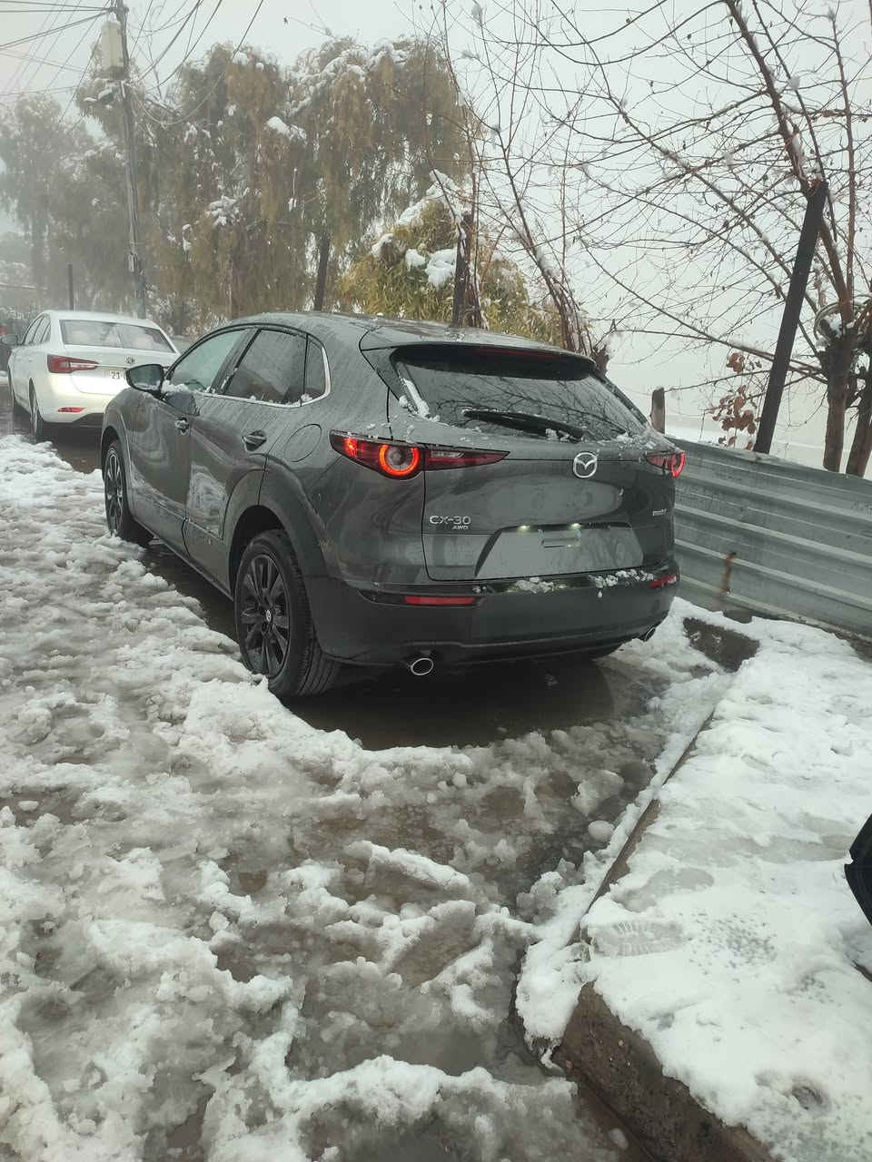 Mazda CX30 SELECT SPORT 2024
تەنها یەک درگای دوای سەکن بۆیاخە پێش و پشتی شوختیشی نیە ماشااللە هەمو گیانی کەپس و دەقی شەریکەیە

مەکینە 2.5 بێ تۆڕبۆ
درگا بەصمە 
کوشن جلد
تەبرید مەرکەزی
ڕاداری 360
لایل و بەگلاید لید 
ڕادای ئاوێنە و جادە و ئیستۆپ
برێک بەصمە و ئۆتۆ هۆڵد
دەبڵ ئەکسل
زۆر مواسەفاتی تر

ڕەقەم کاتی نەشکاوە
سعری  148 مجالێکی کەم 
لەسلێمانیم 

***********
