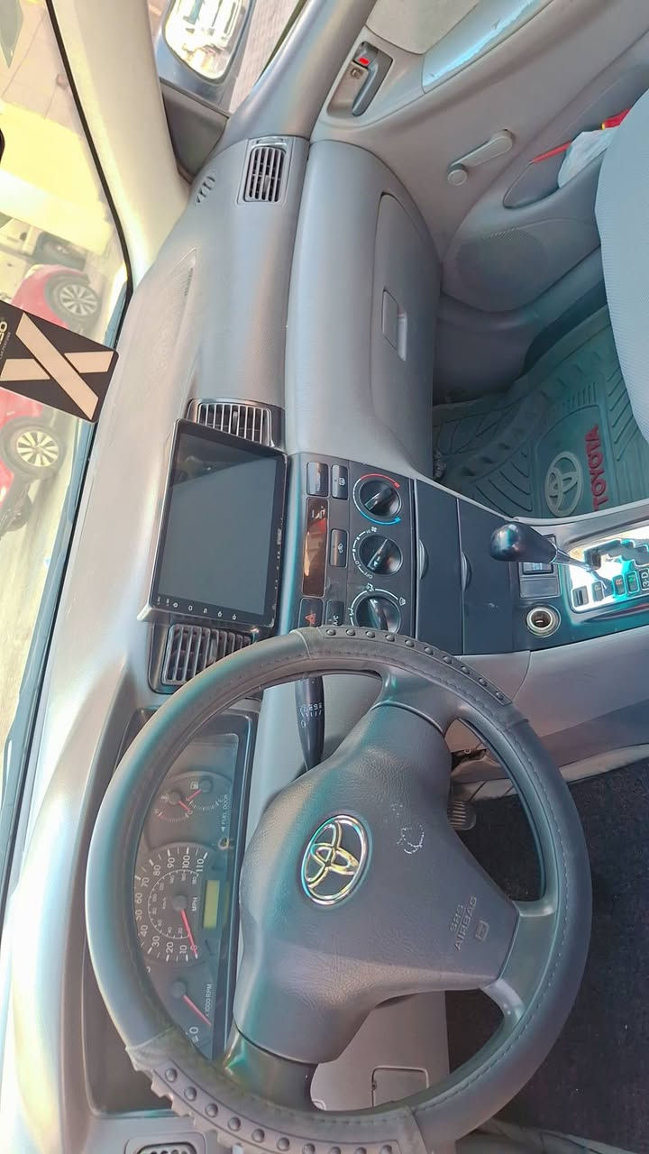 السلام عليكم
كورلا نحلة ٢٠٠٤ وارد أمريكي
محرك ١٨٠٠ 
تختم تاير جديد
السعر ٧٠ ورقة 
العنوان بغداد
***********
