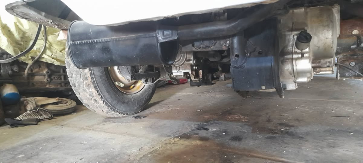 سلام عليكم تكتك بياجو 2018 محور مكينة ستوتة شغالة وعلى  الشرط ترايك وين ما يعجبك تاير تخم جديد مكينة 2021 ستوتة ما عوزهه ربع شغالة من كلشي كهربائيات كلهه تشتغل اتصل وبيك خير وتدلل***********
