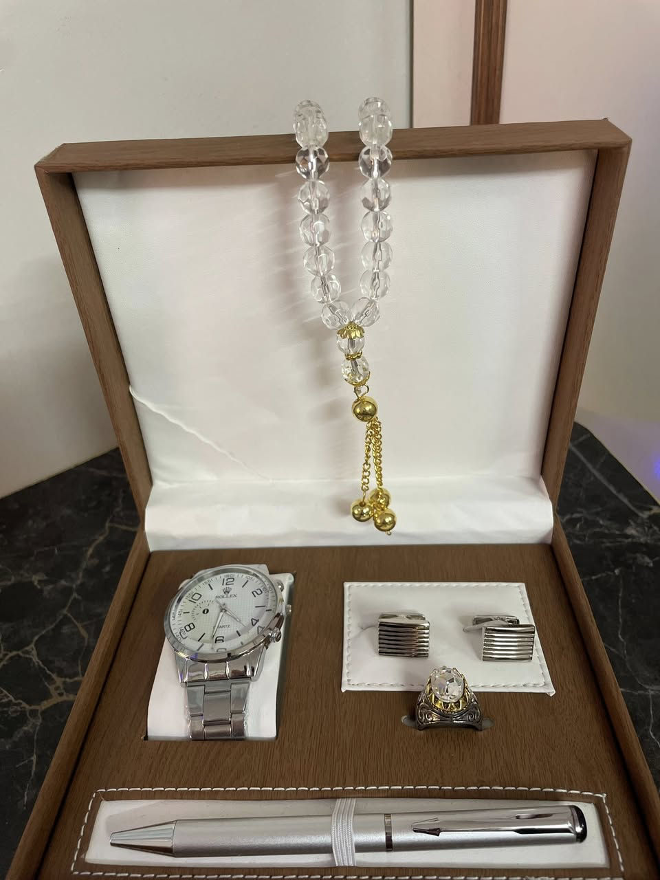 متوفر هدايا رجاليه
توصيل بسمايه الف 
الاسعار تجنن كلهن عليهن تخفيضات
⭕️✨⭕️✨⭕️✨⭕️


**إذا كنت صاحب هذا الإعلان وتريد حذفه لأي سبب، رجاءا أرسل رسالة إلى الدعم الفني**