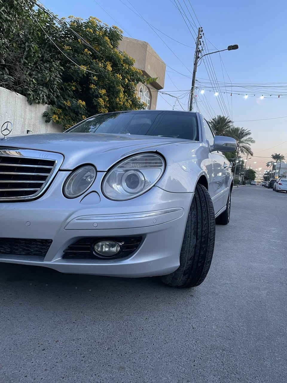 مرسيدس w211 موديل 2008 مكينه اربعه سلندر سياره جاهزه مكينه كير صدر تبريد كشنات جلد سلايت شغال حساسات خلفي امامي ومعروفه مواصفاته بيه صبغ قطعتين وربع البنيد فقط السعر 110$للبيع فقط ***********
