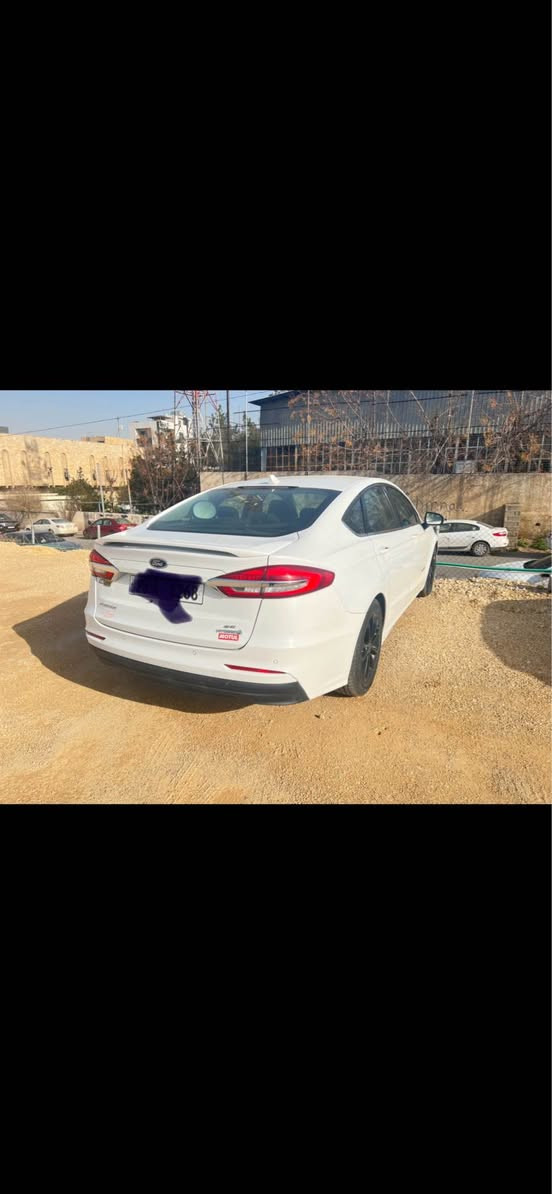 فیوژن هایبرید ٢٠١٩
٩٠ هەزار کم رۆشتوە 
ڕاداری پێش و دوا و ئاوێنەو ئۆتۆئستۆپ و سێ شاشە .. سەیارەکە لە سلێمانیە و بەناوی خۆمەوەیەو رەقەمی کەرکوکە .. بێ مەسرەفەو سۆنەرەکەیم داناوە *********** ،گۆڕینەوەش ئەکەم لەگەل سەیارەی بەرز السليمانية, العراق
